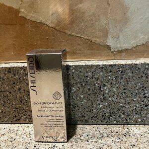 SHISEIDO Lift Dynamic Face Serum!! Brand New! 1.0 size.